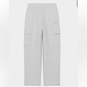 Aritzia TNA Cozy Sweatfleece Mega Cargo Sweatpants